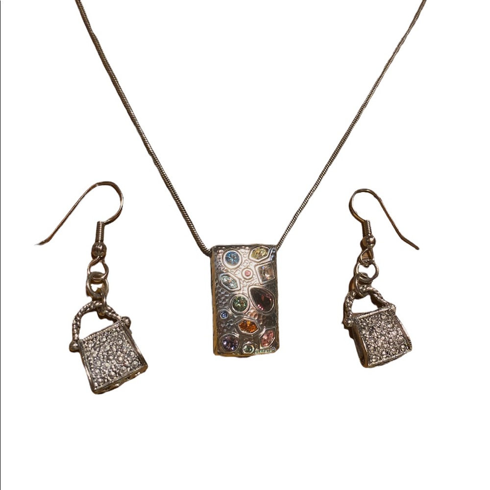 Necklace and earrings 129
